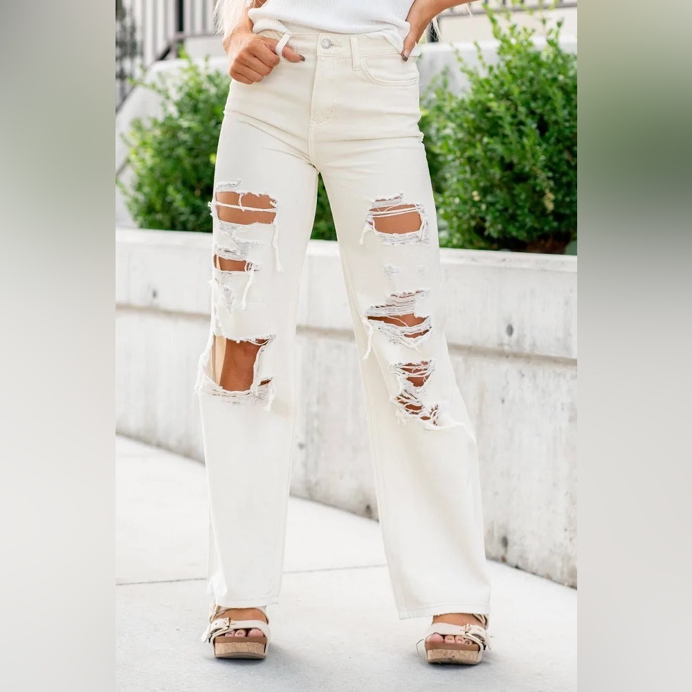 Vervet Distressed Cream Jeans - Picture 2 of 10